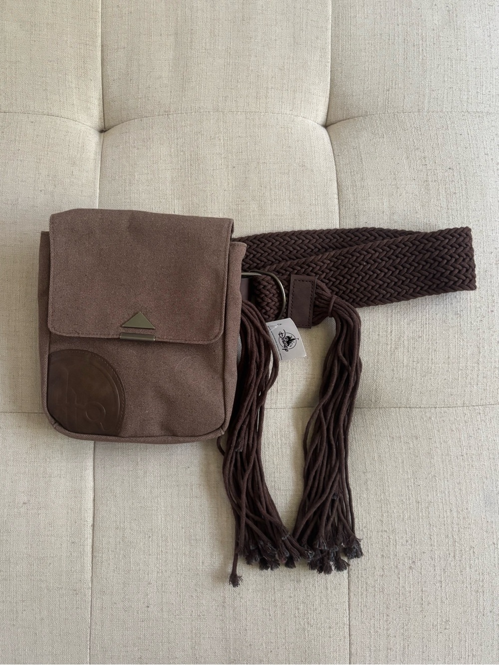 NWT Stars Wars Galaxy’s Edge Black Spire Outpost Belt Bag - Picture 3 of 10